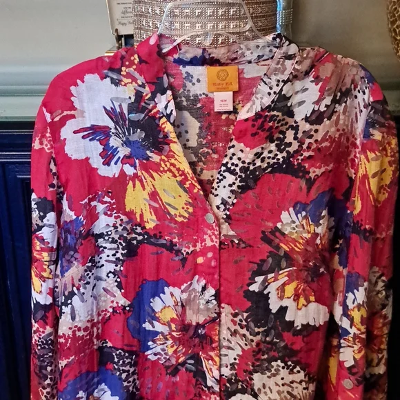 Ruby Rd. Blouse - Picture 2 of 8